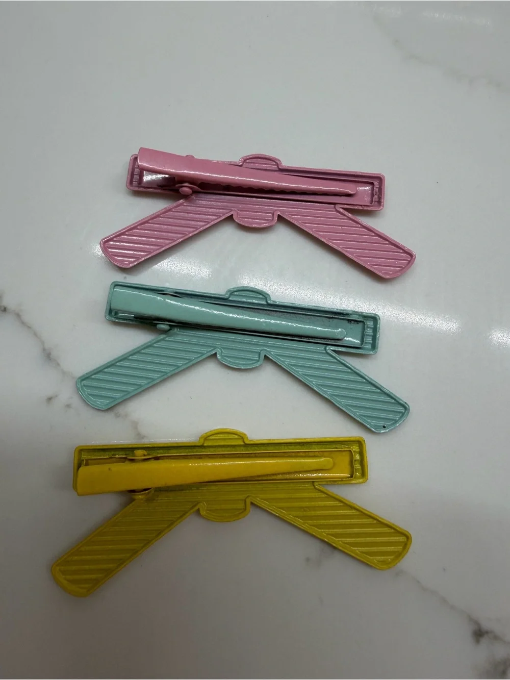 Dior beauty bow clips NWT